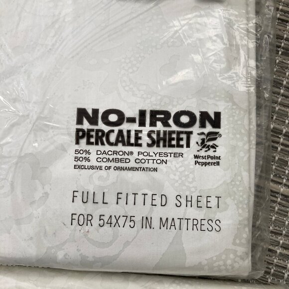 Martex Vintage Off White on White Slight Floral Full Sheet Set - Picture 4 of 4